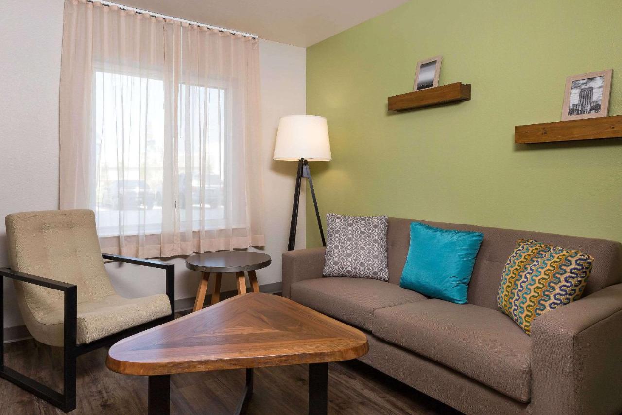 Woodspring Suites Houston Iah Airport همبل المظهر الخارجي الصورة