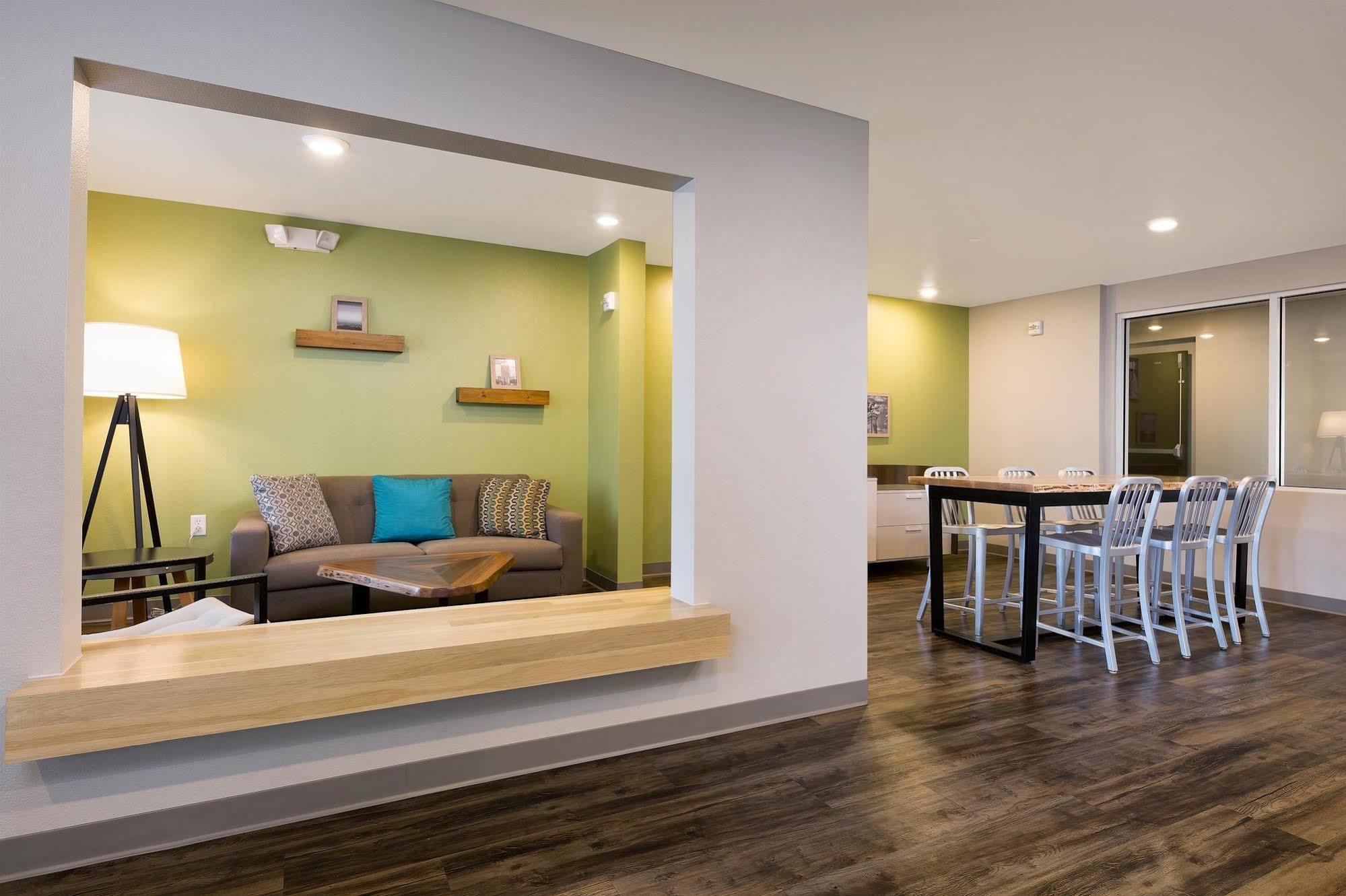 Woodspring Suites Houston Iah Airport همبل المظهر الخارجي الصورة